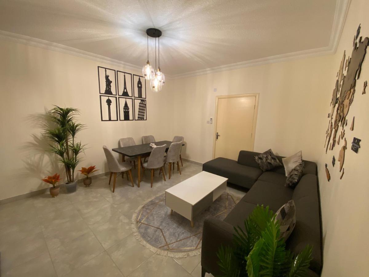 Lovely 3-bedrooms Unit Apartment