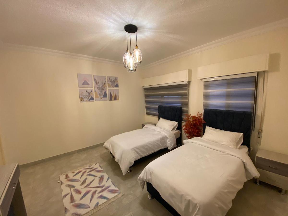 Lovely 3-bedrooms Unit Appartement
